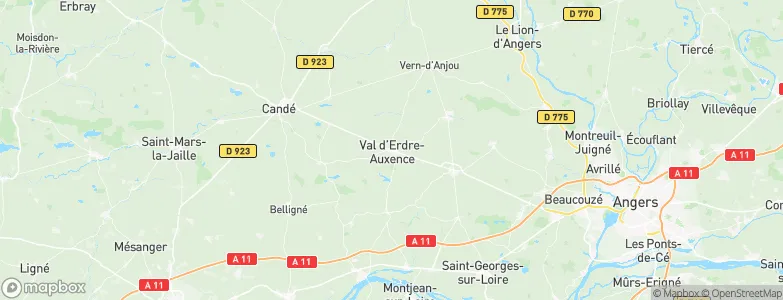Le Louroux-Béconnais, France Map